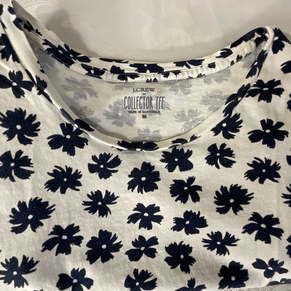 Tops - J. Crew T Shirt Navy Blue Floral Short Sleeve Collector Tee Womens Size Medium